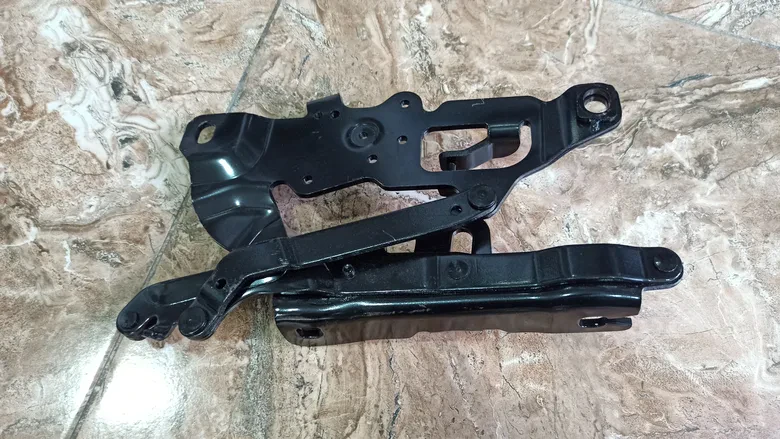 BMW 5 Serisi F10 Sağ Sol Kaput Menteşesi 41007299925 - 926