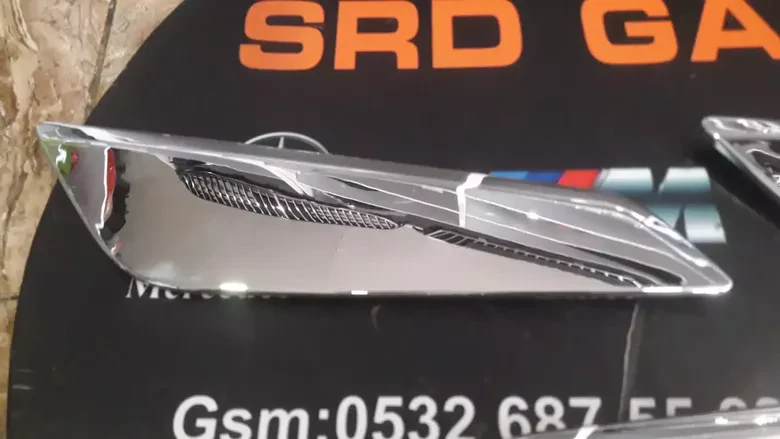 BMW 5 Serisi G30 Çamurluk Çıtası 7394594-583