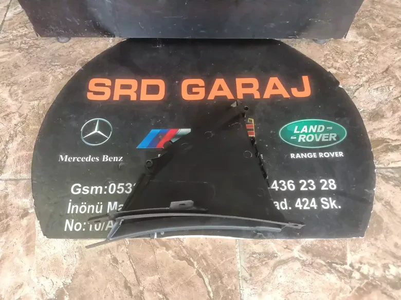 BMW 5 Serisi G30 Çamurluk Hava Kanalı 7349592