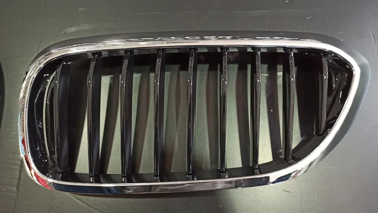 BMW 5 Serisi G30 G31 G38 Ön Panjur