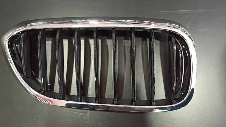 BMW 5 Serisi G30 G31 G38 Ön Panjur