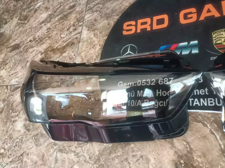 BMW 5 Serisi G60 Sağ Sol Far Camı