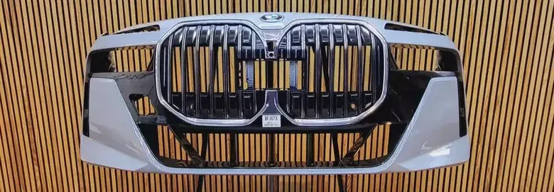 BMW 7 Serisi G70 İ7 M-Sport Ön Tampon Dolu