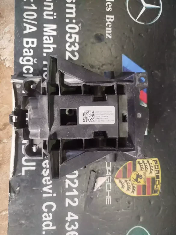 BMW Alt Hava Kanalı Motor Tutucu Çıkma 5A1A698-04