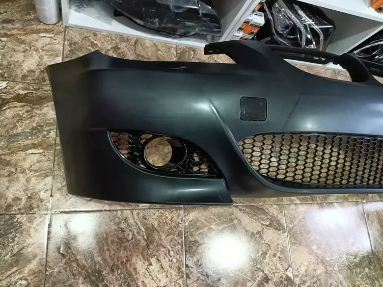 BMW E60 5 Serisi M5 Ön Tampon Sıfır