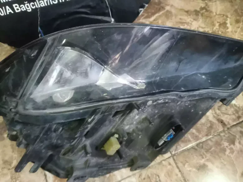BMW E60 Ahl Sağ Far Çift Beyinli