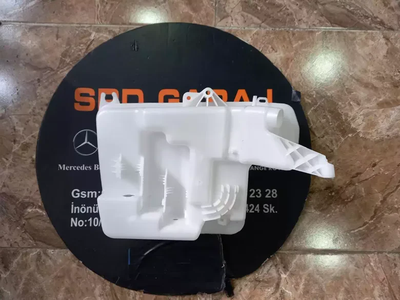 BMW E60 Far Fıskiye Silecek Deposu