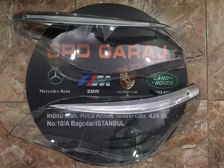 BMW E60 LCI Sag Sol Kaşlı Far Camı