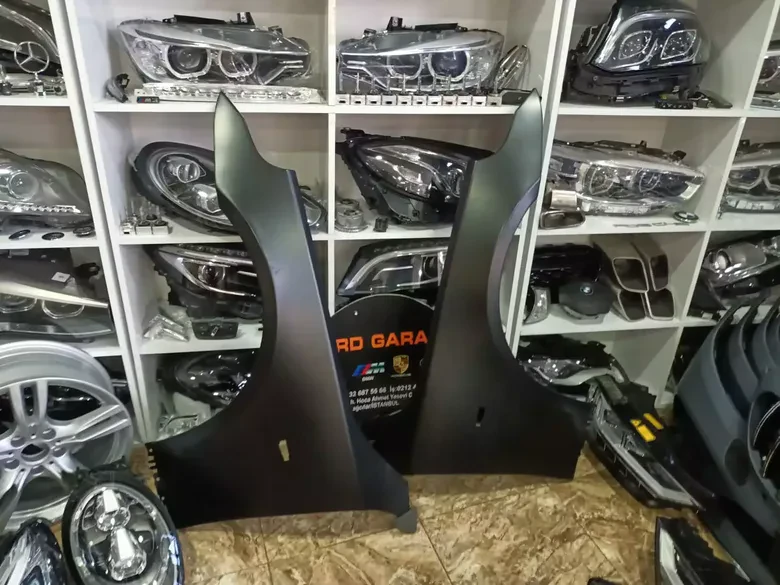 BMW E60 Ön Çamurluk Alüminyum