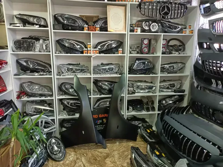 BMW E60 Ön Çamurluk Alüminyum
