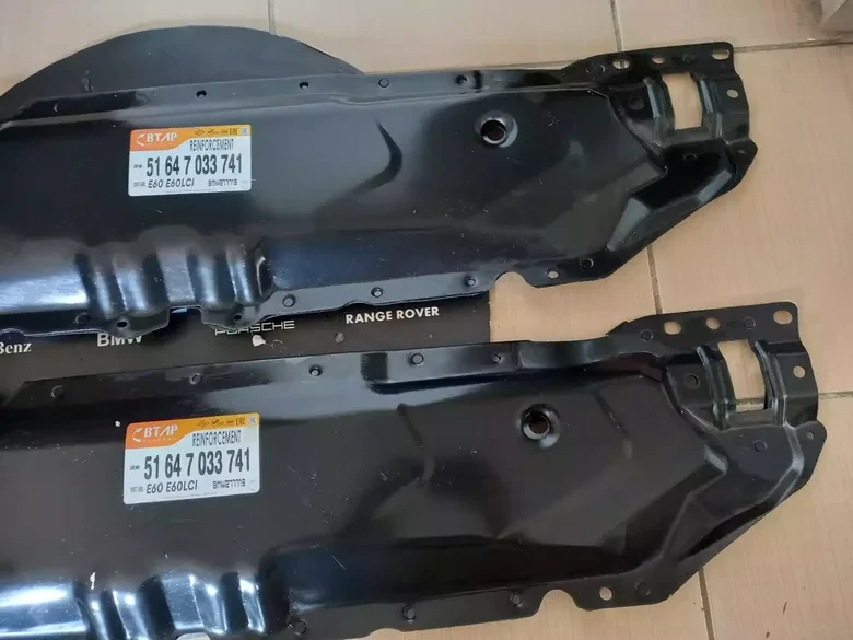 BMW E60 Ön Panel Sacı 7033741