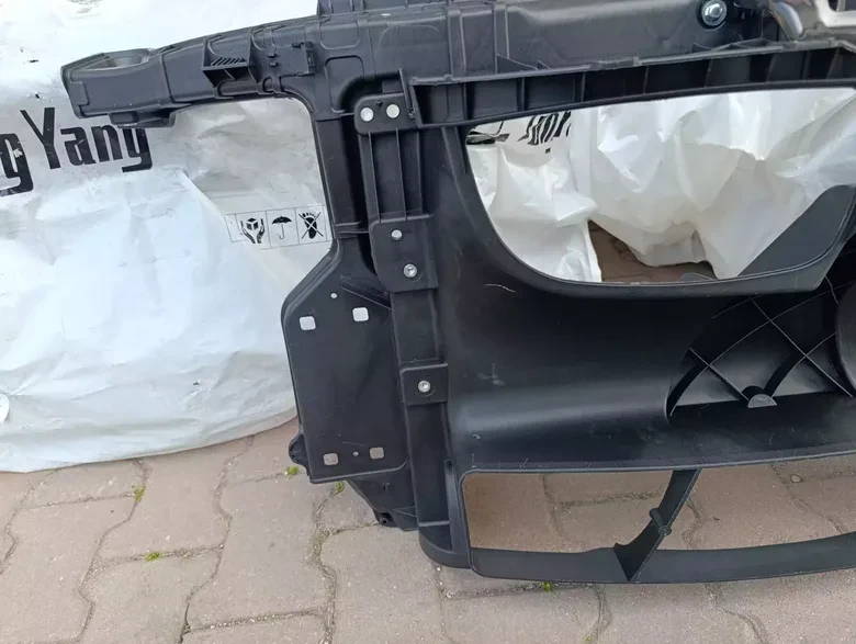 BMW E87 2004-11 Ön Panel Sıfır Taiwan 7193192