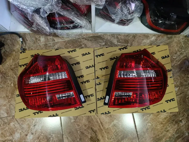BMW E87 2007-2011 Ledli Sağ Sol Stop Tyc Taiwan 7181298 7181297
