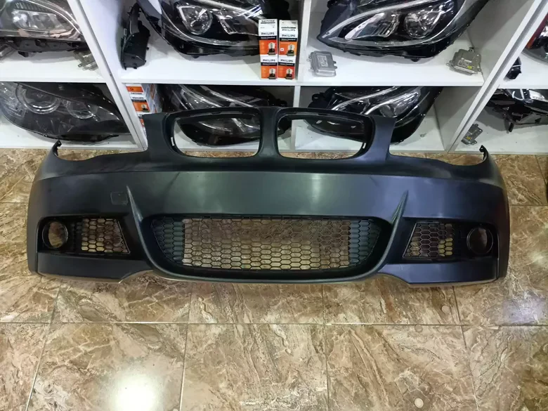 BMW E87 E81 M Teknich Ön Tampon