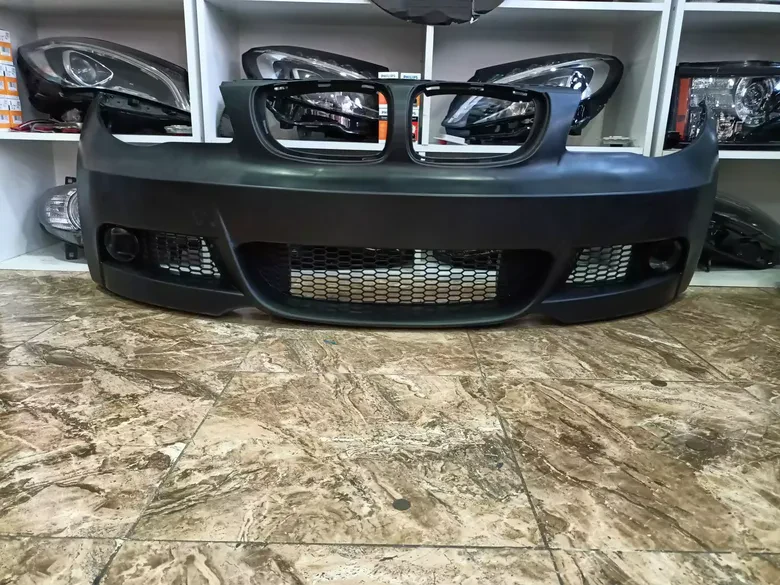 BMW E87 E81 M Teknich Ön Tampon