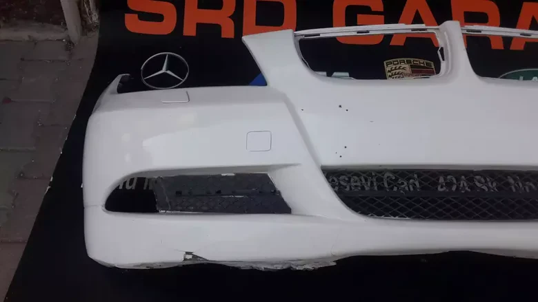 BMW E90 2006-2010 Ön Tampon