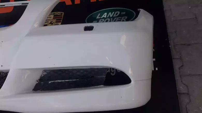 BMW E90 2006-2010 Ön Tampon
