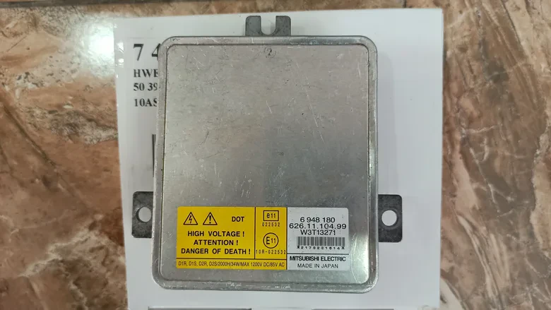 BMW E90 E91 3 Serisi Orijinal Xenon Far Beyni 6948180
