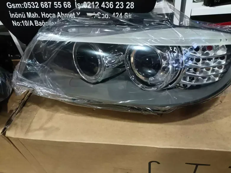 BMW E90 LCI Bi Xenon Far
