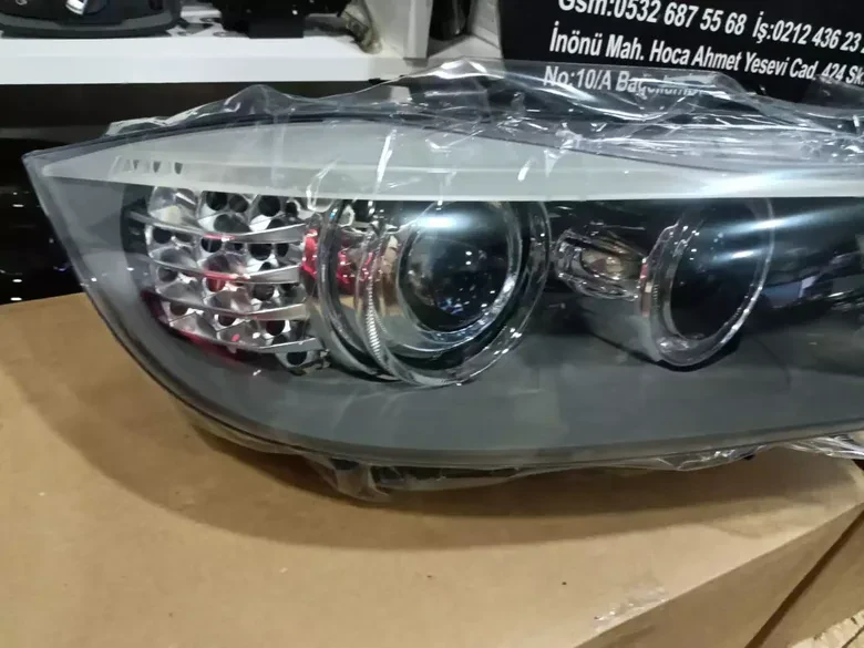 BMW E90 LCI Bi Xenon Far