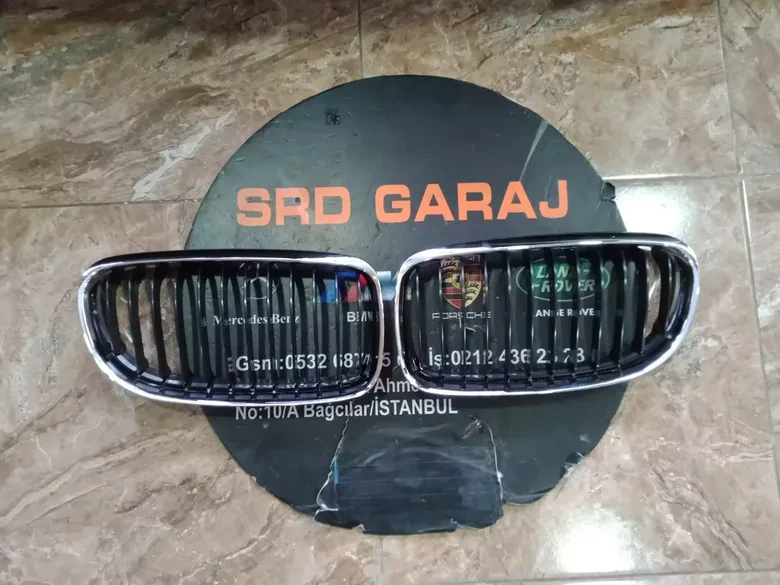 BMW E90 LCI Krom Siyah Sağ Sol Panjur 7201967 7201968