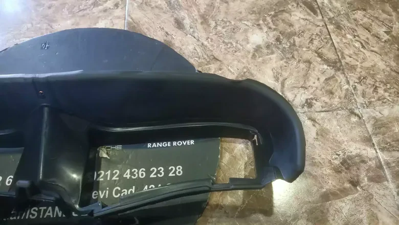 BMW E90+LCİ Ön Orta Panel Hava Kanalı 7134099