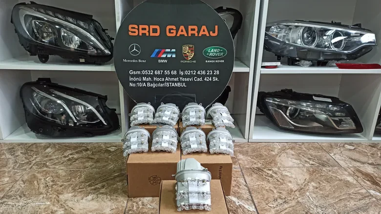 BMW E90 LCI Sağ Sol Far LED Sinyal Modülü