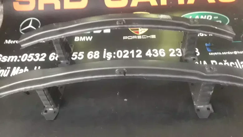 BMW E90 Ön Tampon Demiri