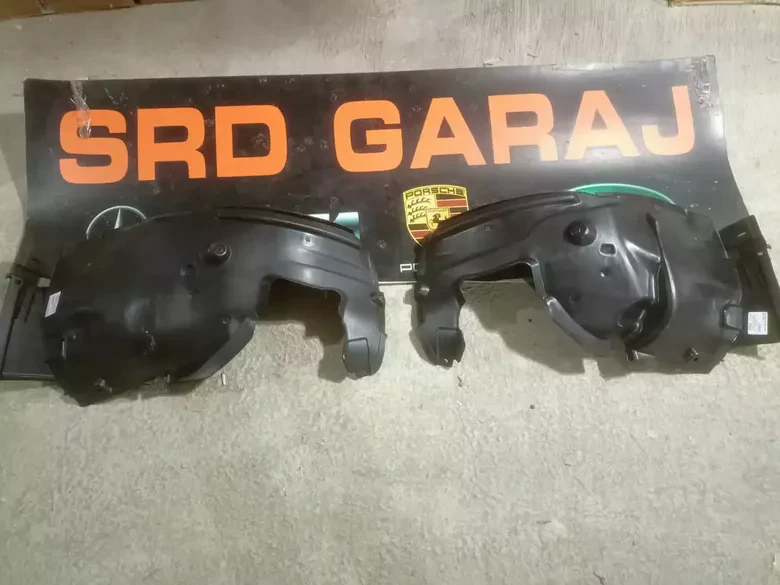BMW E90 Önün Arkası Sağ Sol Davlumbaz 7059378 7059377