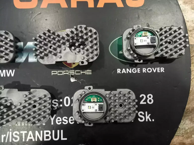 BMW E90 X5 X6 F32 LED Modülü 63117263051