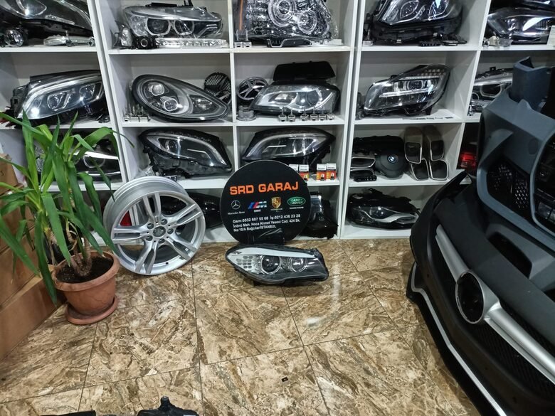 BMW F10 5 Serisi Far