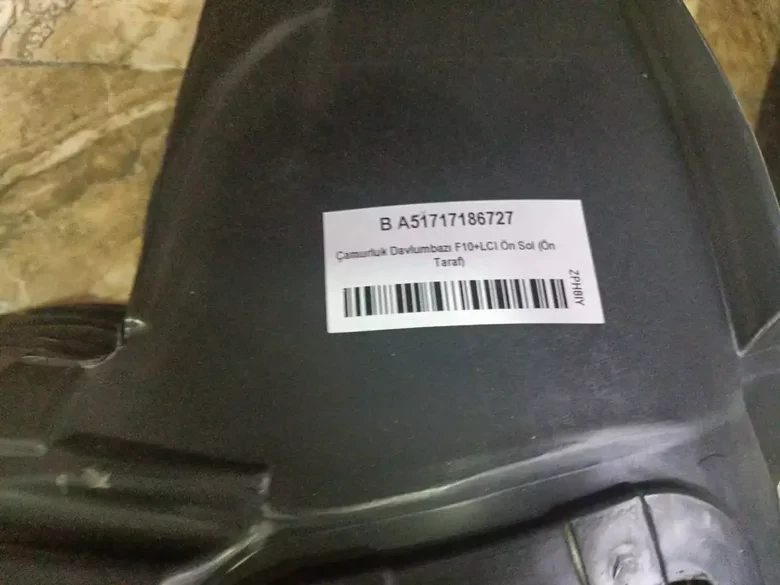 BMW F10 5 Serisi Ön Çamurluk Davlumbazı