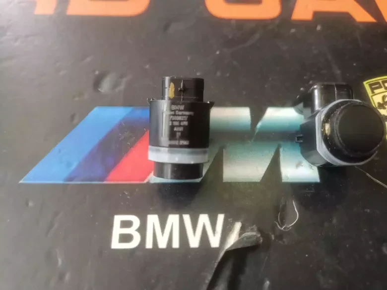 BMW F10 F01 F07 F25 E70 E71 Park Sensörü 2180495
