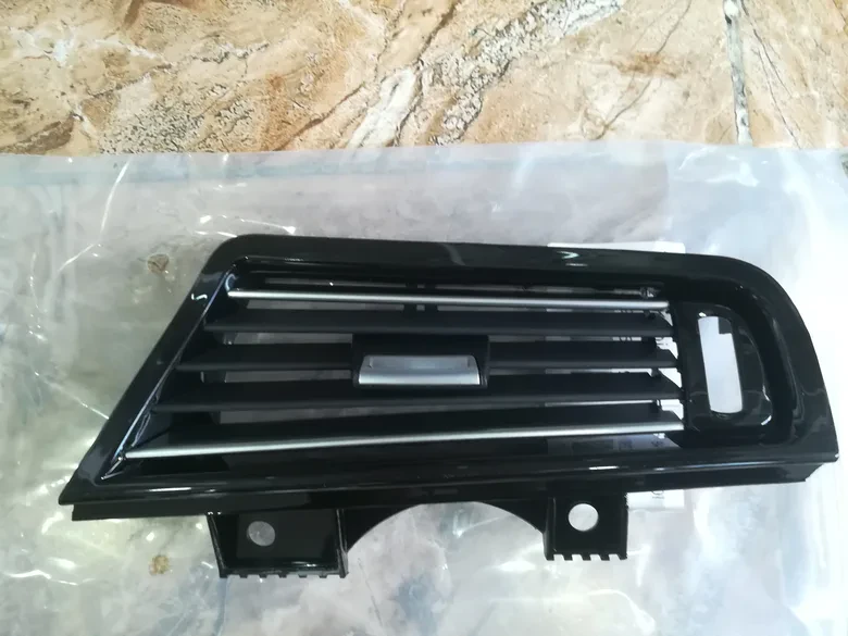 BMW F10 Kalorifer Izgarası Sağ Ön 64229166890