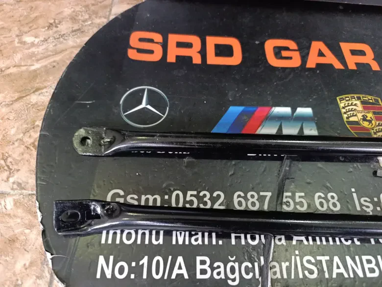 BMW F10 Radyatör V Demiri Sıfır Yns 7187096 7187095