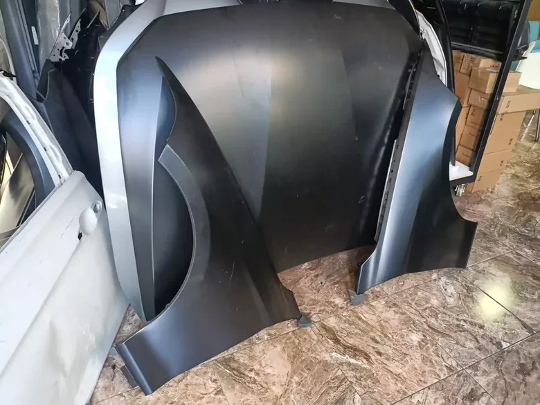 BMW F20 F21 Çamurluk İthal Sifir