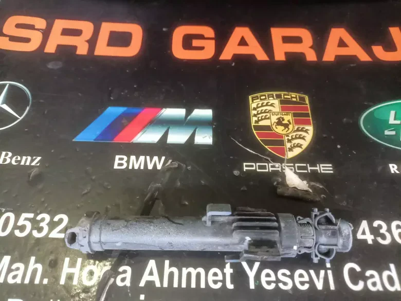 BMW F22 M2 Far Yıkama Robotu Çıkma