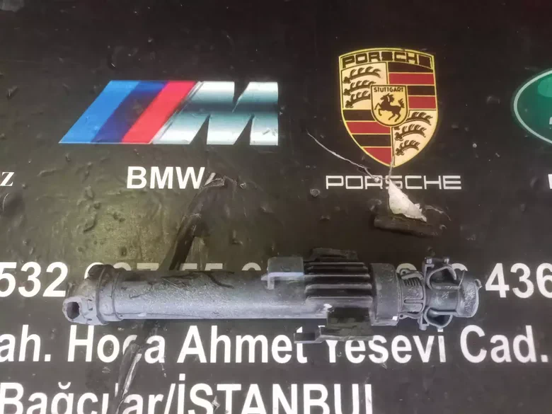 BMW F22 M2 Far Yıkama Robotu Çıkma