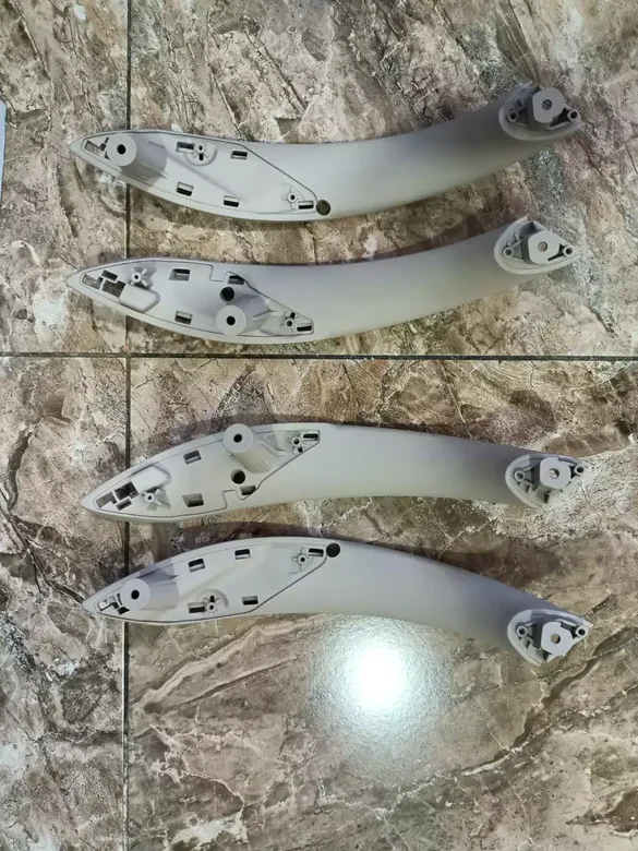 BMW F30 Kapi İç Kolçak Set