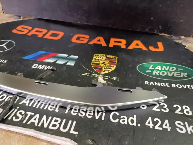 BMW F30 Sol Izgara Çıtası Sıfır Orjinal 7396835