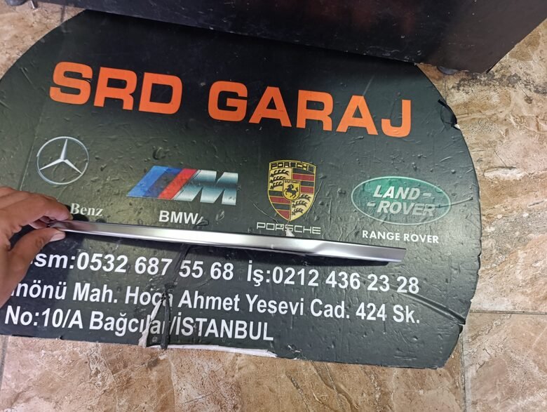 BMW F30 Sol Izgara Çıtası Sıfır Orjinal 7396835
