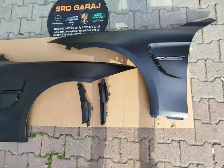 BMW F32 F33 F36 M4 Sağ-Sol Çamurluk