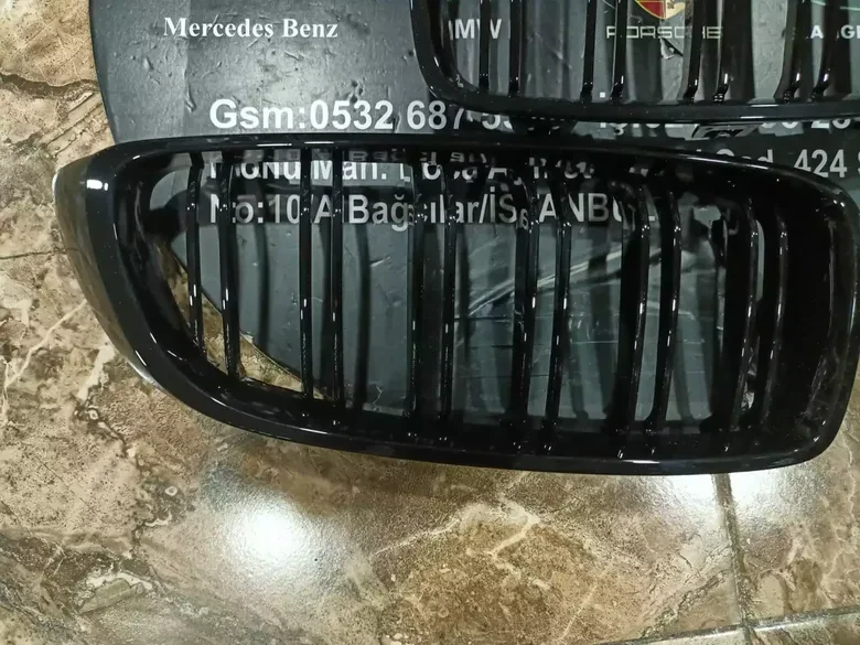 BMW F32 F36 F33 Piano Black M4 Panjur