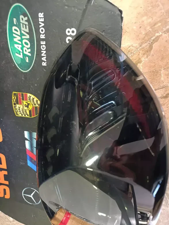 BMW F32 GTS Siyah Dış Sağ Stop Çıkma