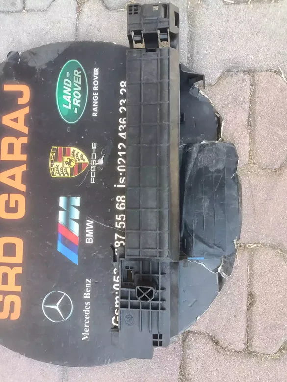 BMW F82 M4 Radyatör Braketi Sıfır Orjinal 7848787