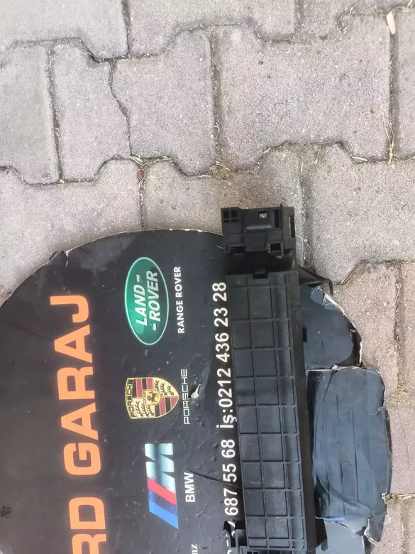 BMW F82 M4 Radyatör Braketi Sıfır Orjinal 7848787