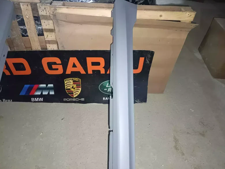 BMW G11DEN G12YE Dönüşüm Marşbiyeller Sağ Sol