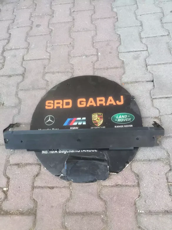 BMW G20 G21 G29 Radyatör Koruması Sıfır Orjinal 8666836