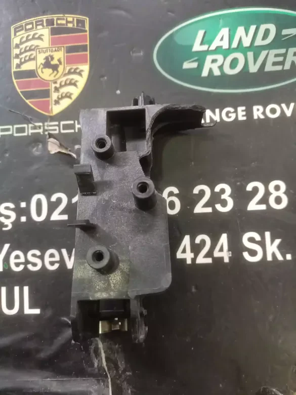 BMW G20 G22 Hava Kanalı Braketi 1148807 1148808