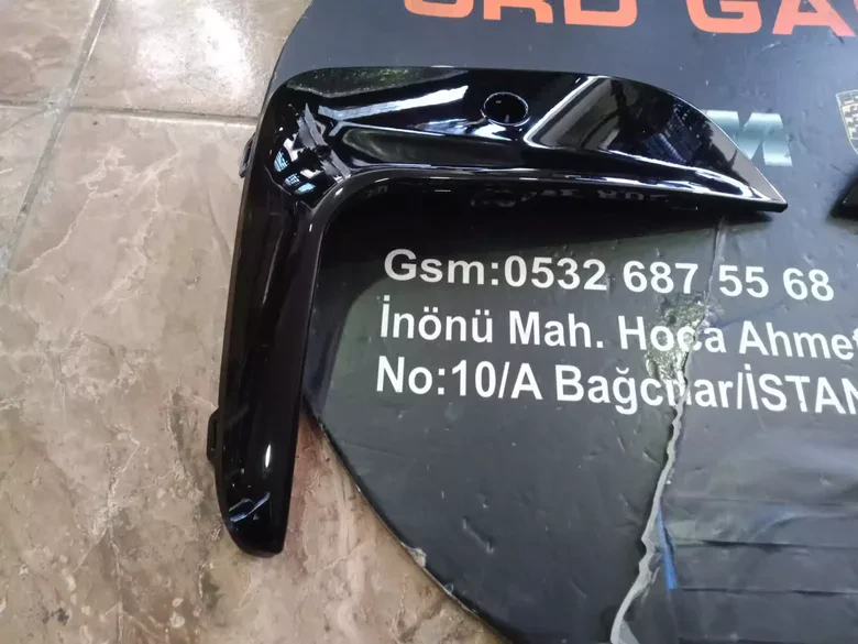BMW G20 M-Tech Sağ Sol Tampon Izgarası 8089208 8089207